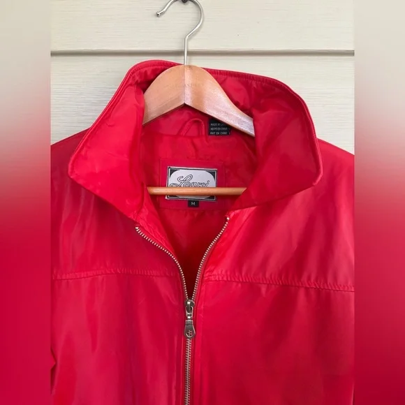LEARSI red vintage PVC faux leather bomber jacket women’s sz M lightweight EUC - Picture 3 of 15
